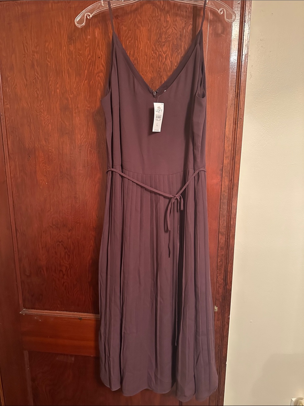 NWT LOFT Outlet Women’s Sz Large Sleeveless Purple Pleated Dress with Waist Tie - Picture 2 of 9